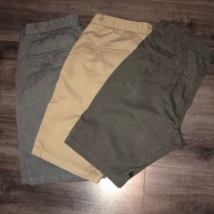 3 Chino Volcom Shorts